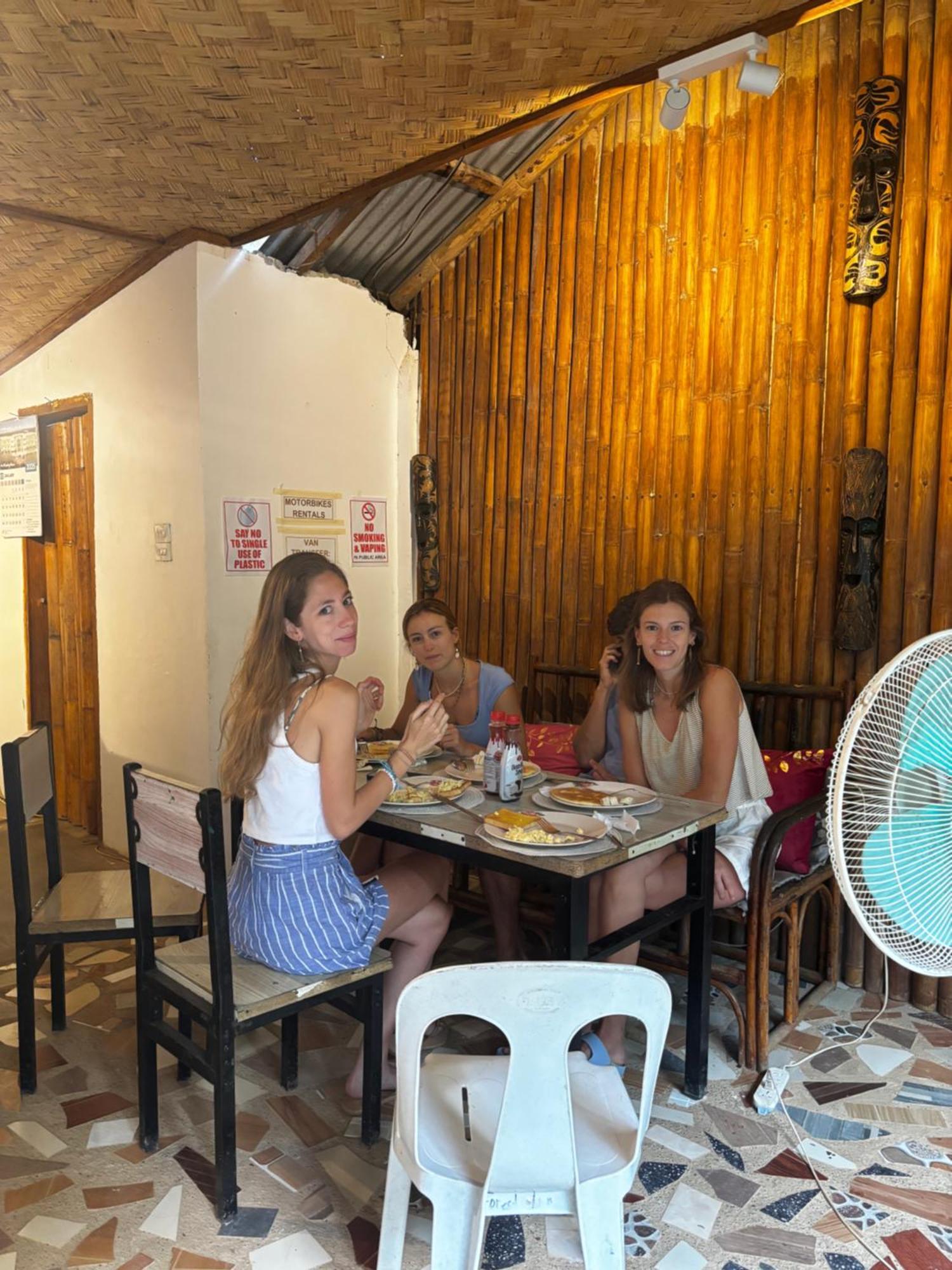 Paradiso Hostel El Nido Ngoại thất bức ảnh